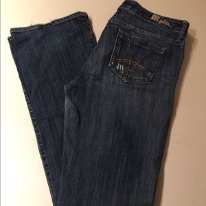 Kut from the Kloth Farrah baby Bootcut